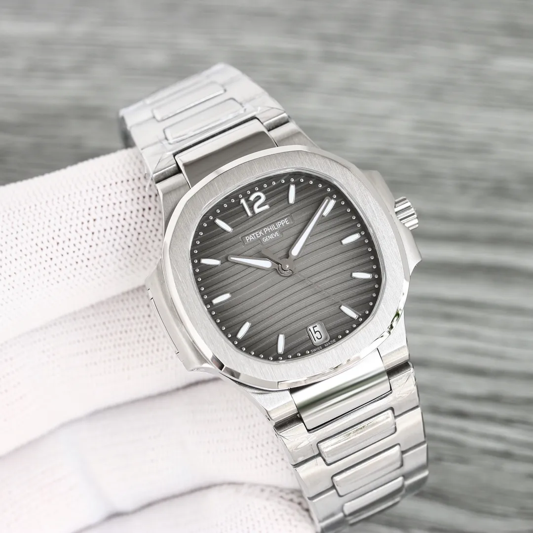 【Top Replica】💰5300! 【PATEK PHILIPPE】Superb work! ! ! Patek Philippe PP’s sporty and elegant Nautilus women’s watch PP14236 is here!  R69 details: 1⃣️ Equipped with a customized version of 9015 machine-modified Cal.324sc automatic movement, with a kinetic energy storage of 45 hours and a vibration frequency of 28800 per hour. 2⃣️316L customized ergonomic watch strap! 3⃣️The size of the watch is 35.2MM, consistent with the original. 4⃣️Inlaid with 56 Swarovski crystal diamonds, the number of genuine diamonds is consistent. 5⃣️Double-sided anti-glare sapphire crystal glass. 6⃣️The literal color and luster are consistent with the original product. "No one can own a Patek Philippe, it's just for the next generation." Elegant and majestic, it perfectly interprets the fashion taste of working women, and it is elegant yet powerful and domineering. Ingenious masterpiece, welcome your tasting! #Nautiluswomen